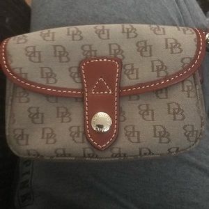 Brand new dooney and Bourke wristlet